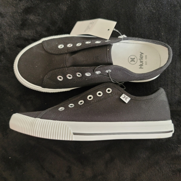 (NWT) Hurley Black (No Lace) Canvas Tennis Shoes - Picture 2 of 4